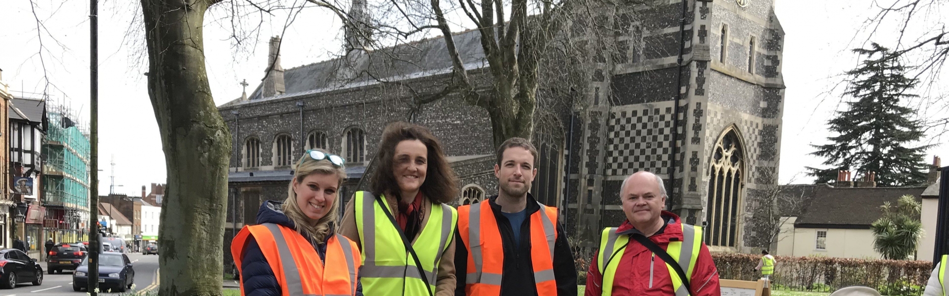 High Barnet litter pick 