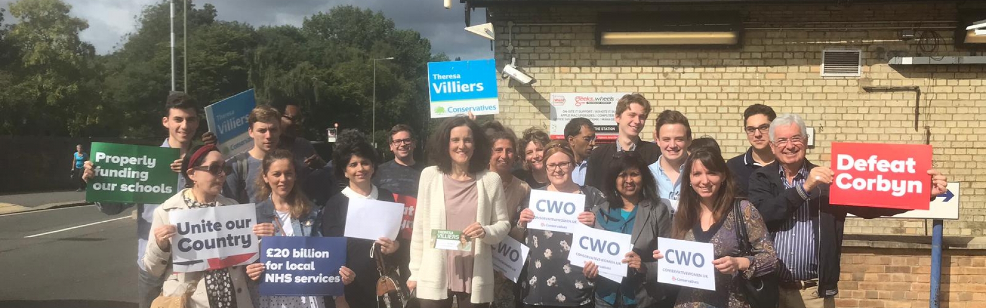 Campaign photo Totteridge Theresa Villiers