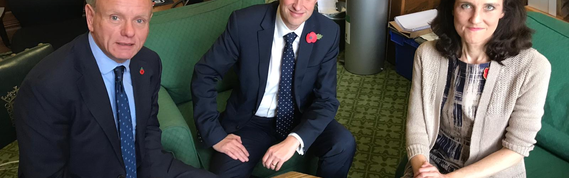 Villiers meets Education Secretary