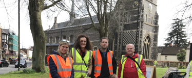 High Barnet Litter pick 