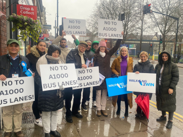 Theresa Villiers leads protest against new bus lanes in Barnet High Street and Whetstone High Road