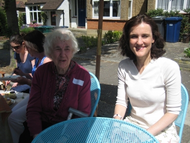 Theresa Villiers meets Hazel Amor who has lived in Horsham Avenue since 1926