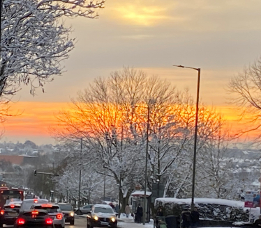 Looking down Barnet Hill in the snow